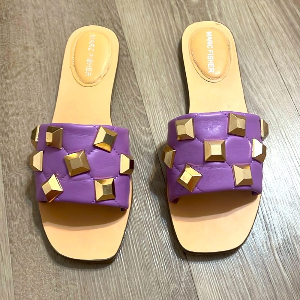 Studded flat sandal size 8.5